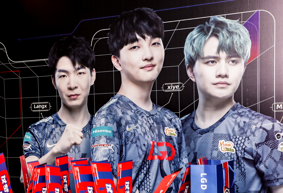 他们通过精 他们通过精